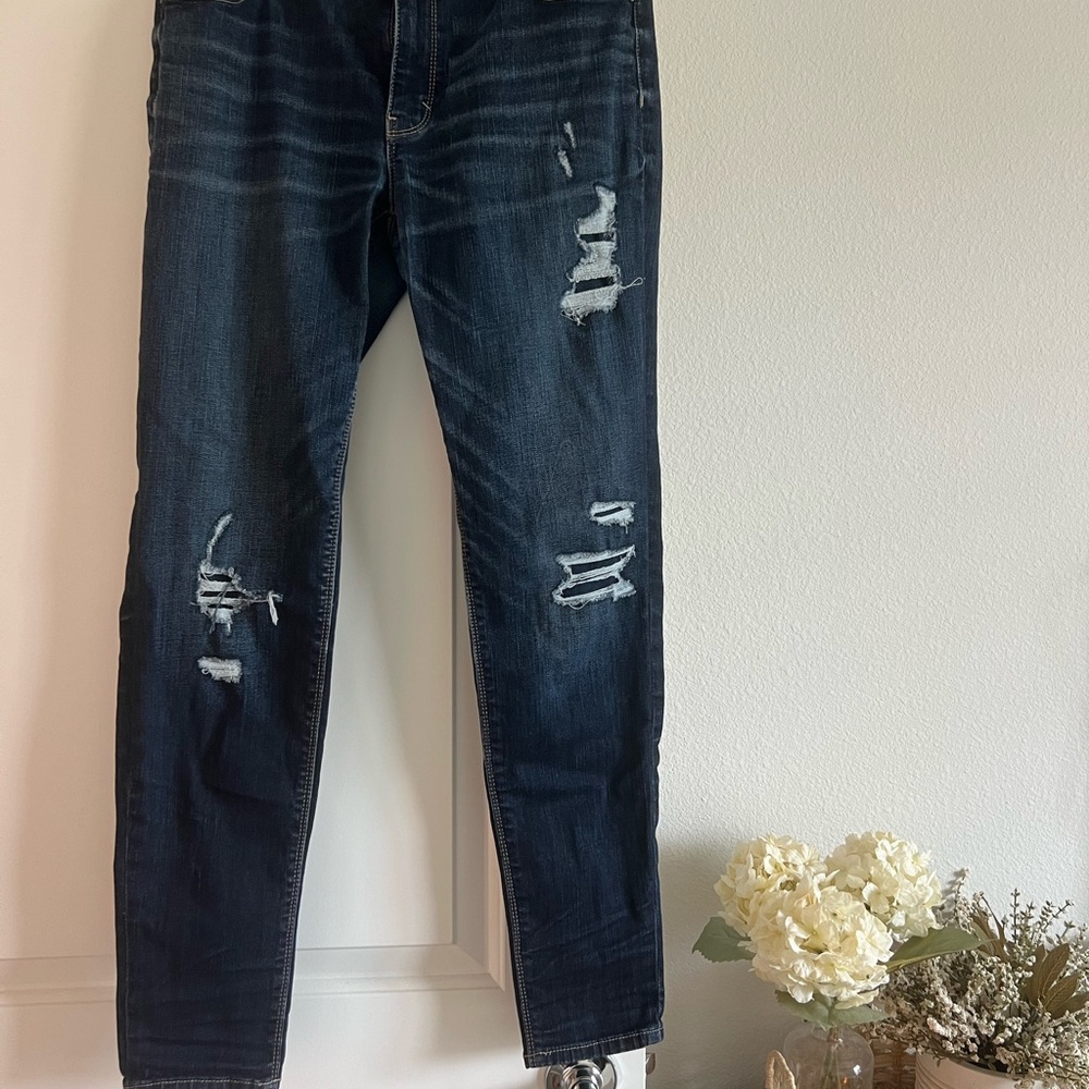 White House Black Market Dark Wash Skinny Jeans